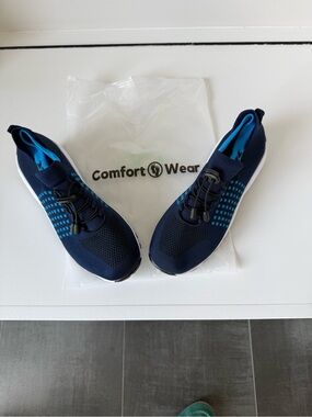 Women's Navy & Teal Slip-On Athletic Sneakers